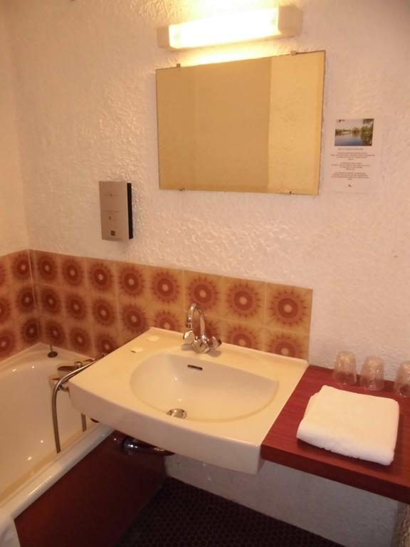 Hotel Le Challans Room photo
