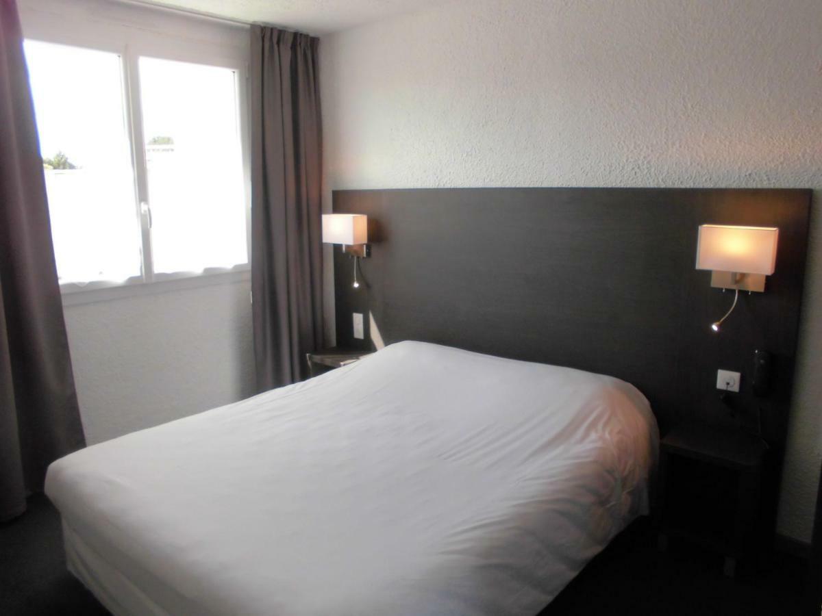 Hotel Le Challans Exterior photo